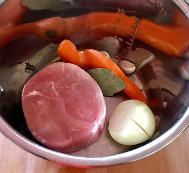 How to pressure cook a gammon joint/ham in the Instant Pot How to pressure cook a gammon joint/ham in the Instant Pot