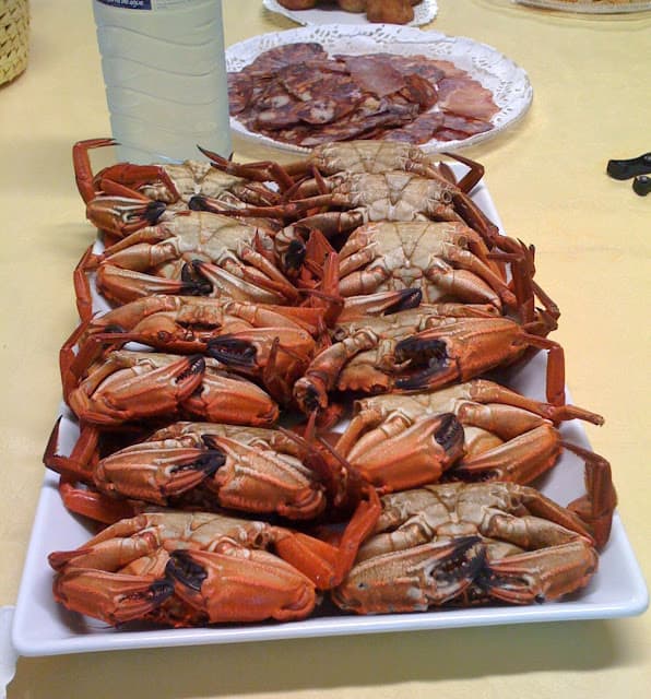 Galicia (Spain): Food and drink for the gourmet traveller. Nécoras. Galicia (Spain): Food and drink for the gourmet traveller. Nécoras.