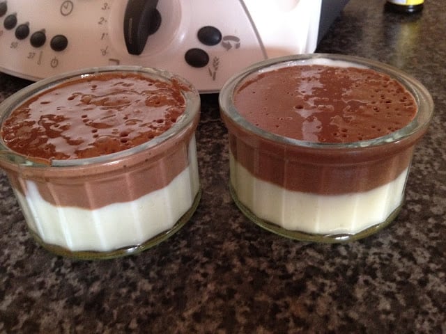 Day 1 with the Thermomix. Recipe: Chocolate and Vanilla Custards / Natillas bicolor de chocolate y vainilla