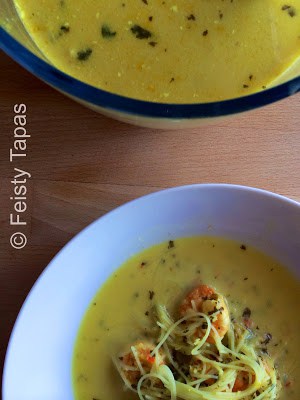 Feisty Tapas: Thermomix recipe - Thai Prawn noodle soup / Receta - Sopa tailandesa de camarones y tallarines