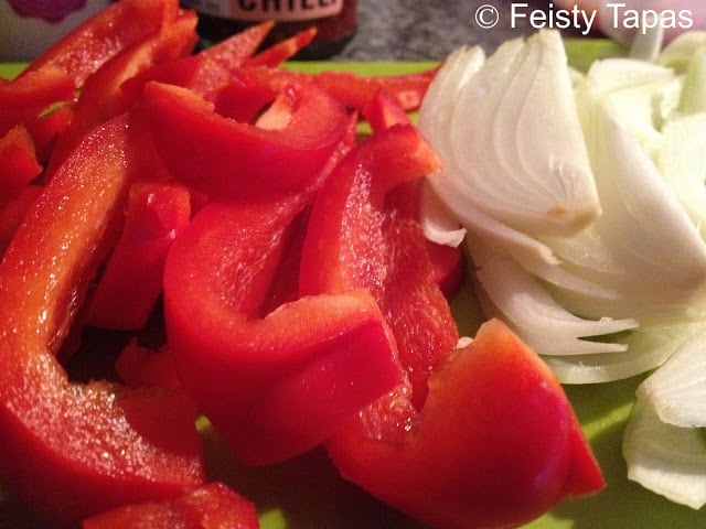 Recipe: Really easy chicken fajitas a la Feisty Tapas Recipe: Really easy chicken fajitas a la Feisty Tapas