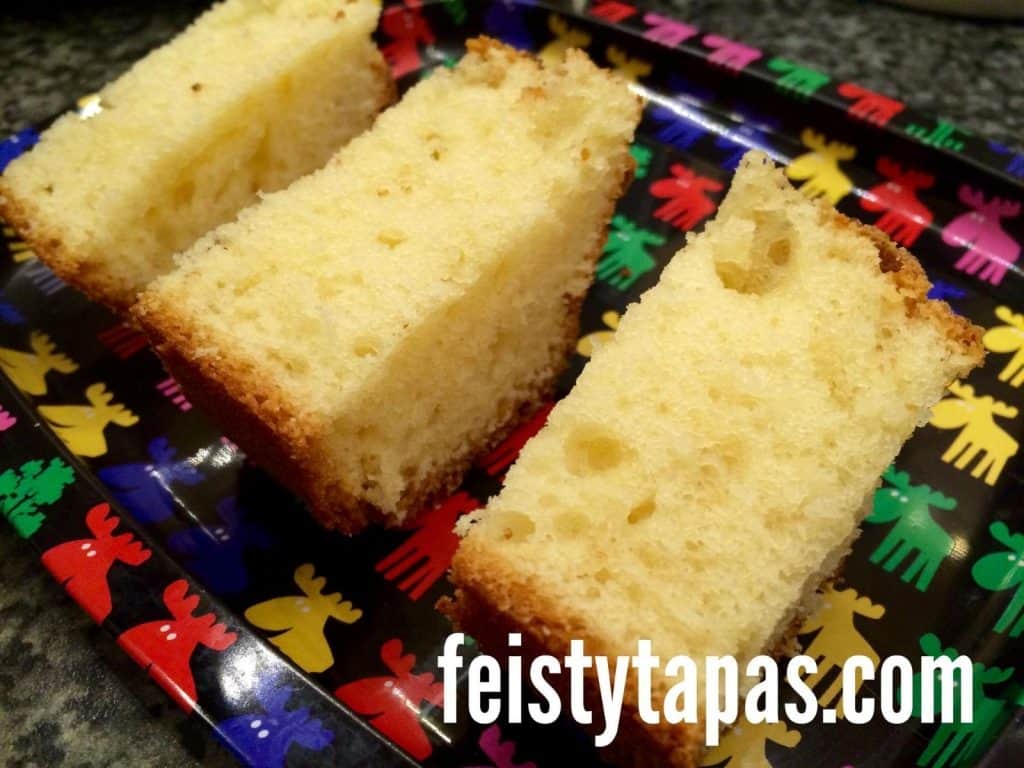 Thermomix Bica (typical cake from Galicia, Spain) Thermomix Bica (traditional cake from Galicia, Spain)