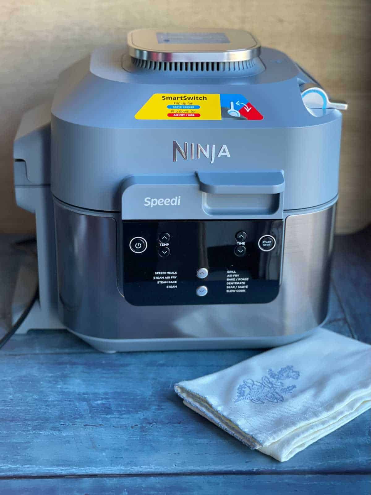 Photo of a Ninja Speedi 10-in-1 Rapid Cooker and Air Fryer ON400UK